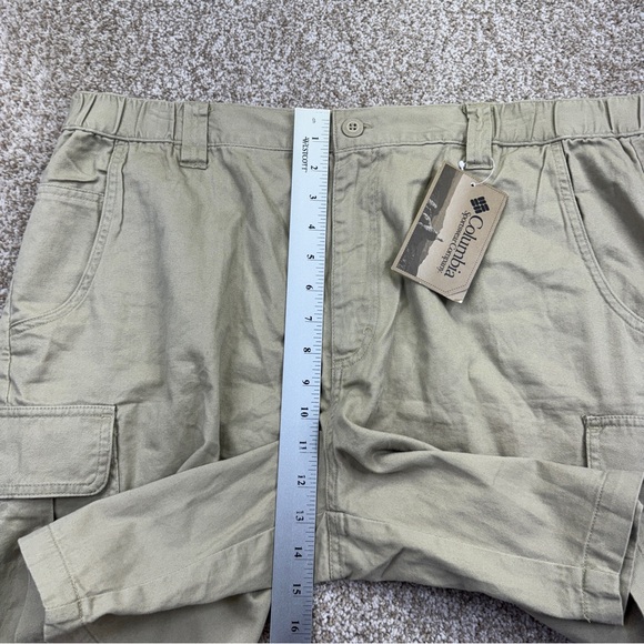 NEW Columbia Elkhorn II Khaki Utility Cargo Shorts Mens size 38 Beige Flat Front - Picture 7 of 15